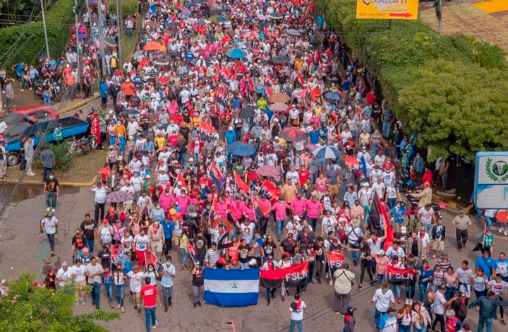 Caminando venciendo, victoriosos con Daniel