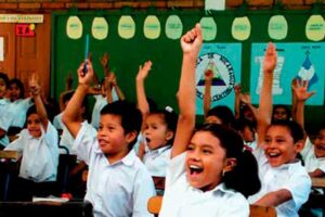 Derecho a la educación pública, gratuita y de calidad