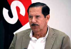 General en retiro Oscar Mojica, ministro de Transporte e Infraestructura.