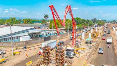 Avanza construcción de la Pista Juan Pablo II