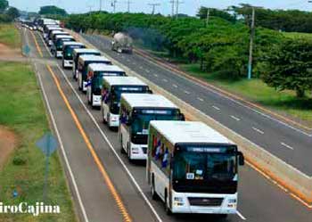 Más buses procedentes de China