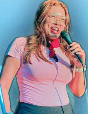 El revolucionario trabaja para el pueblo sin interés de nada