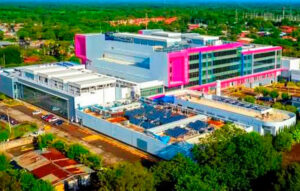 Con una gran red hospitalaria moderna y tecnología de punta.<br> Transformación sin precedente en salud pública nicaragüense